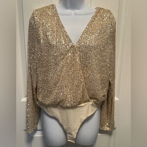 NWT Sincerely Jules sequin bodysuit size medium